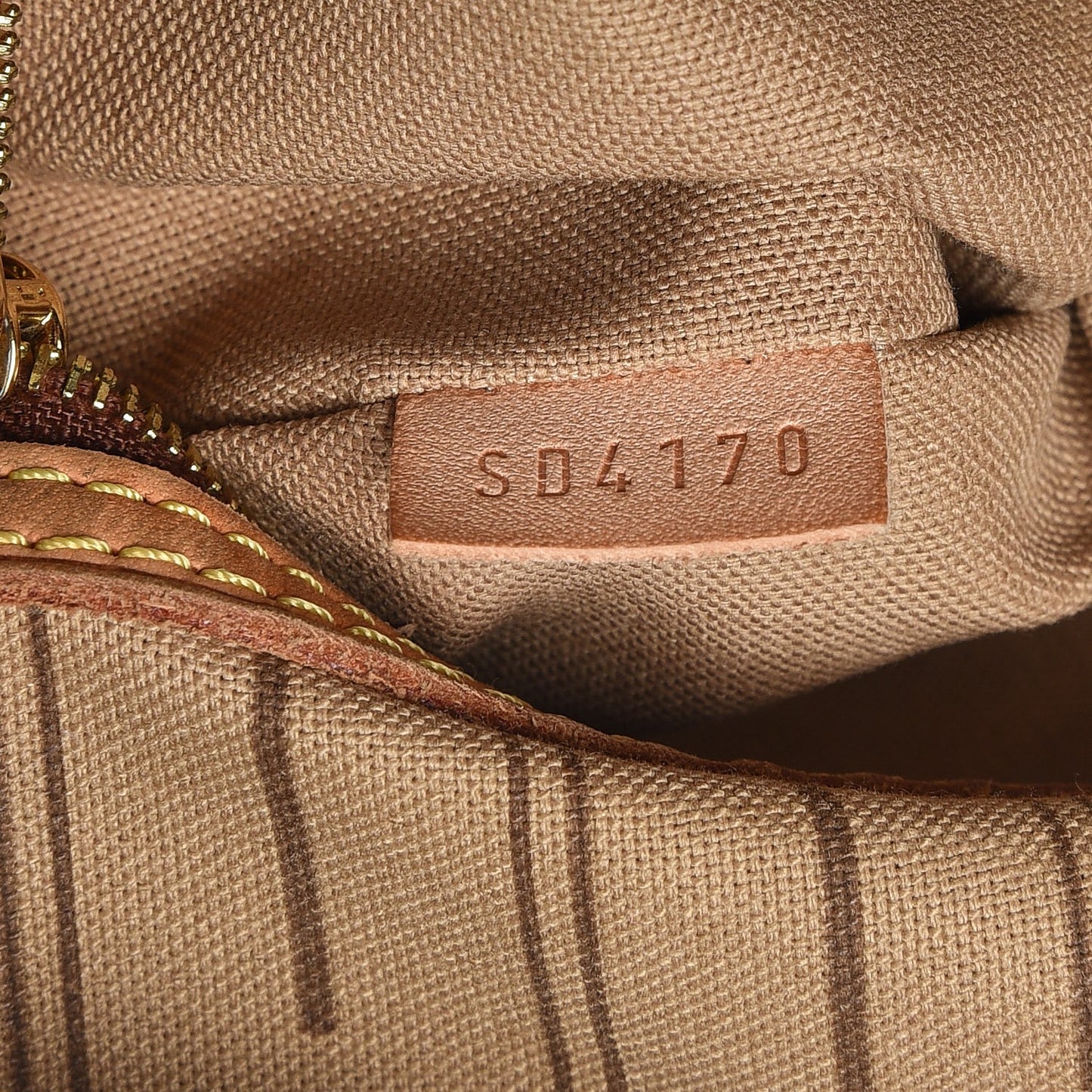 Monogram Delightful MM