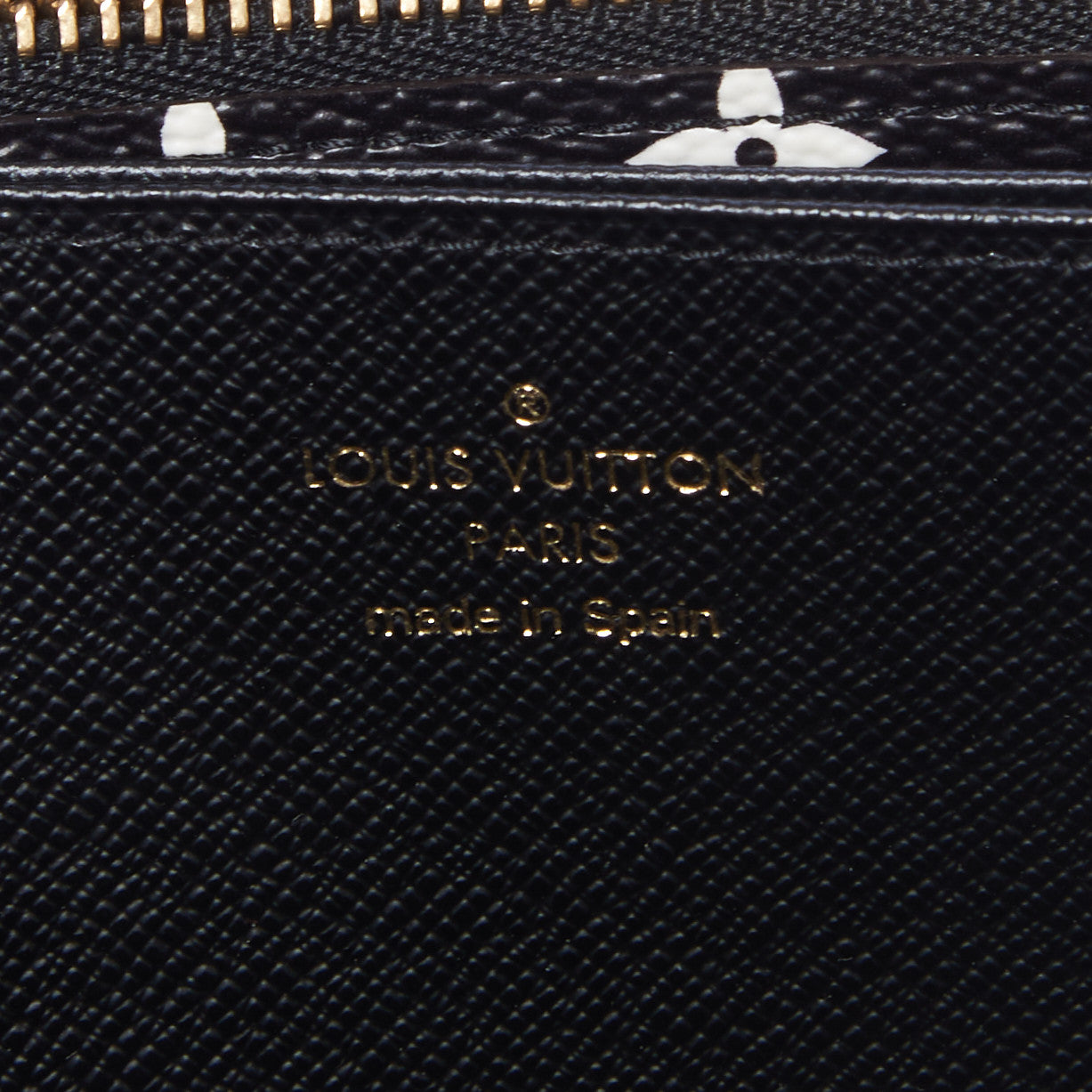 Louis Vuitton Monogram Giant Jungle Zippy Wallet Black 7 of 8
