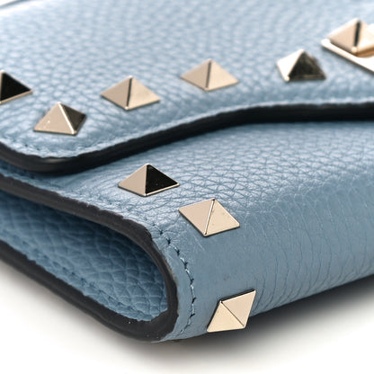 Valentino Garavani Pebbled Calfskin Rockstud Flip Lock Wallet On Chain Niagara 5 of 10