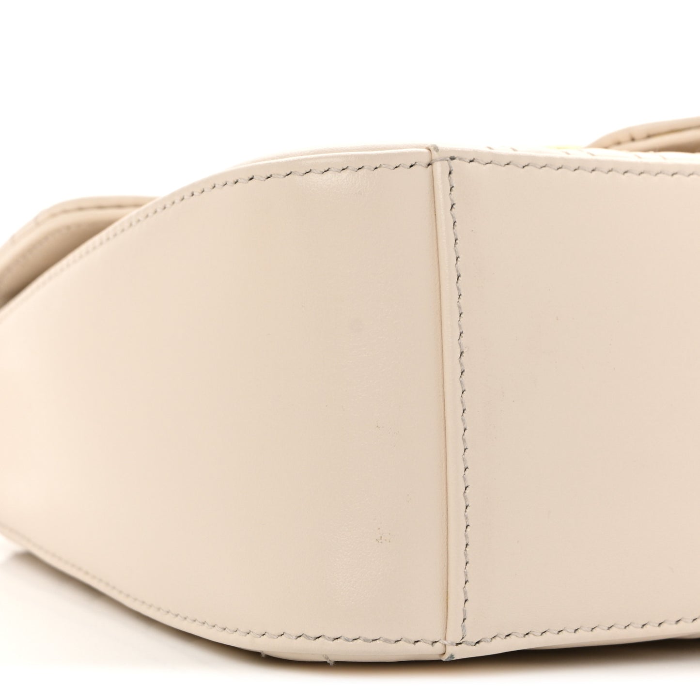 Calfskin Matelasse Mini GG Marmont Top Handle Shoulder Bag White