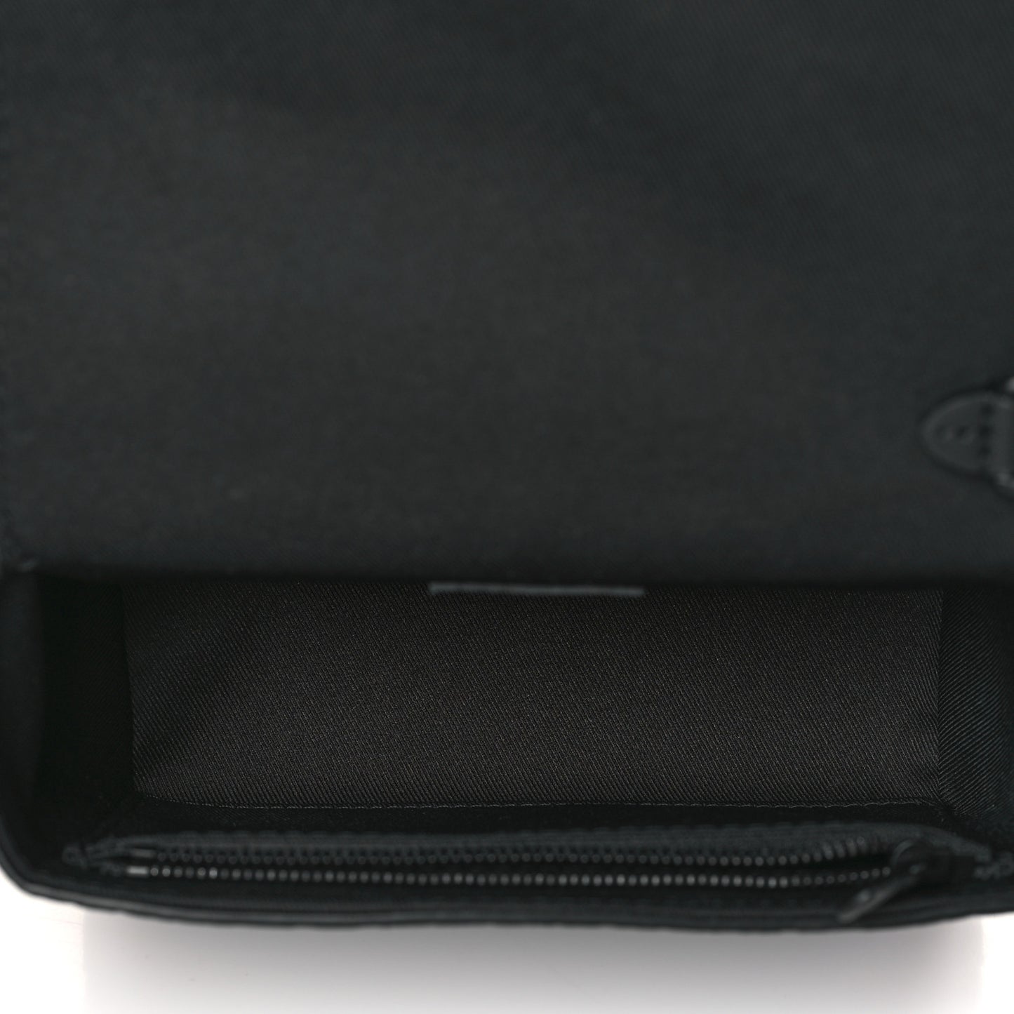 Taurillon Monogram Steamer Wearable Wallet Black