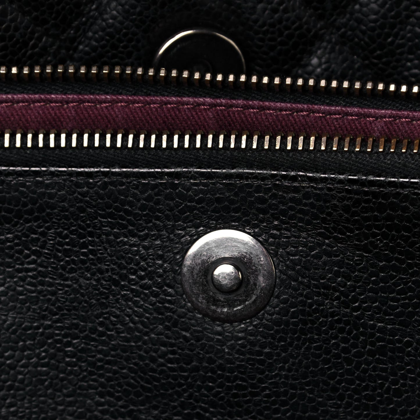 Crumpled Grained Calfskin Quilted CC Crave Tote Black