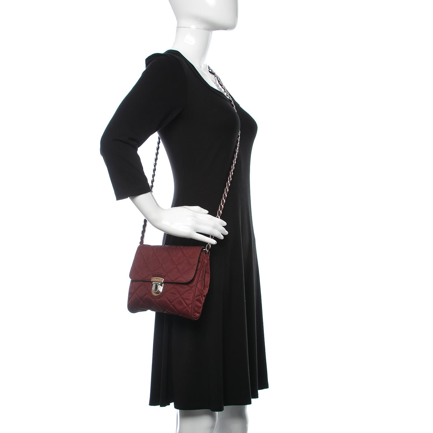 Prada Nylon Tessuto Impuntu Quilted Flap Granato 2 of 18