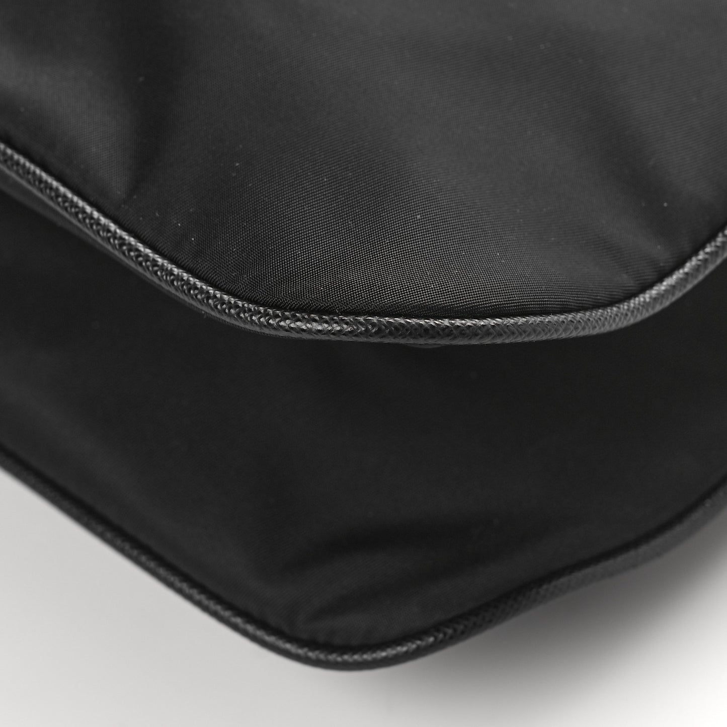 Nylon Messenger Bag Black