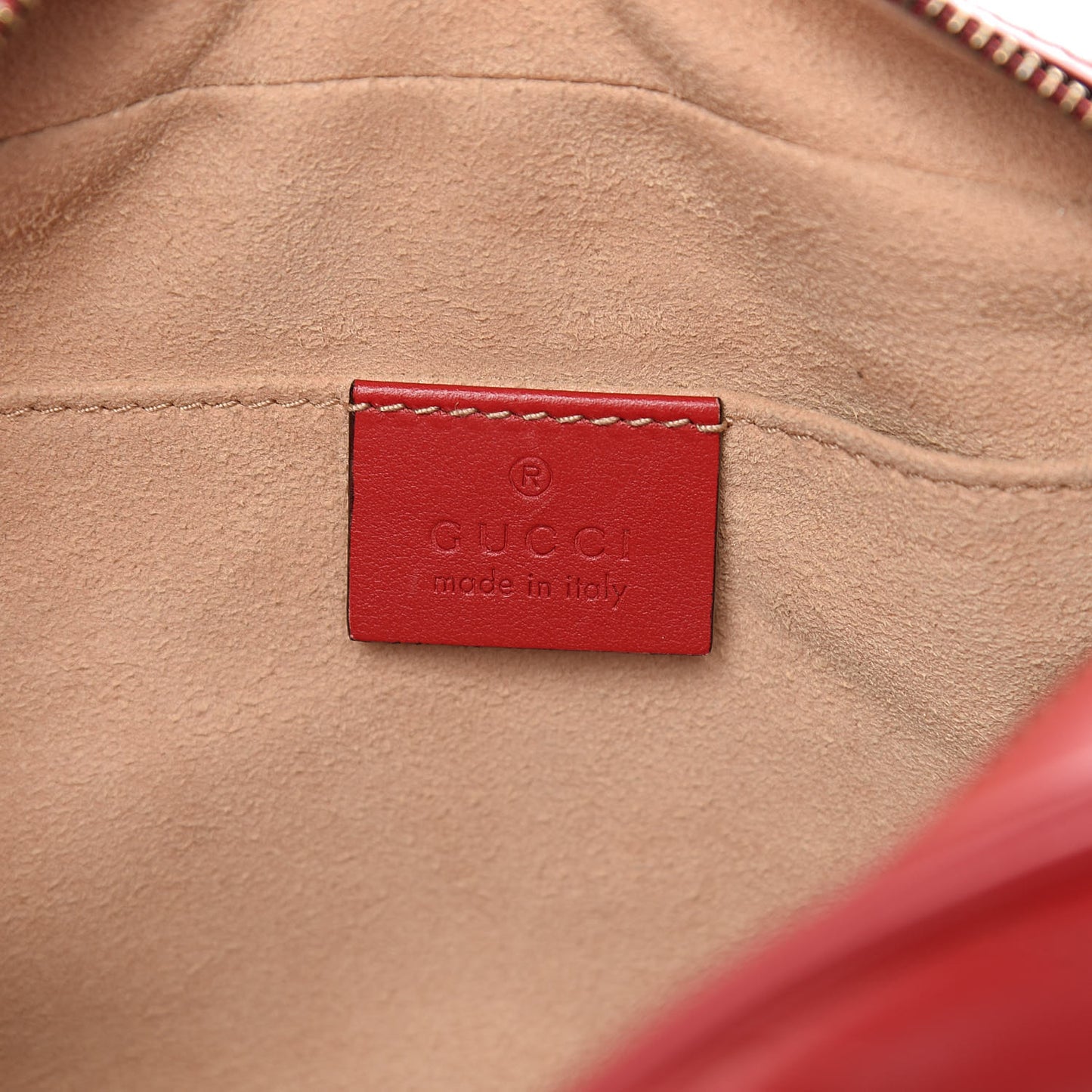 Calfskin Matelasse Small GG Marmont Chain Shoulder Bag Hibiscus Red