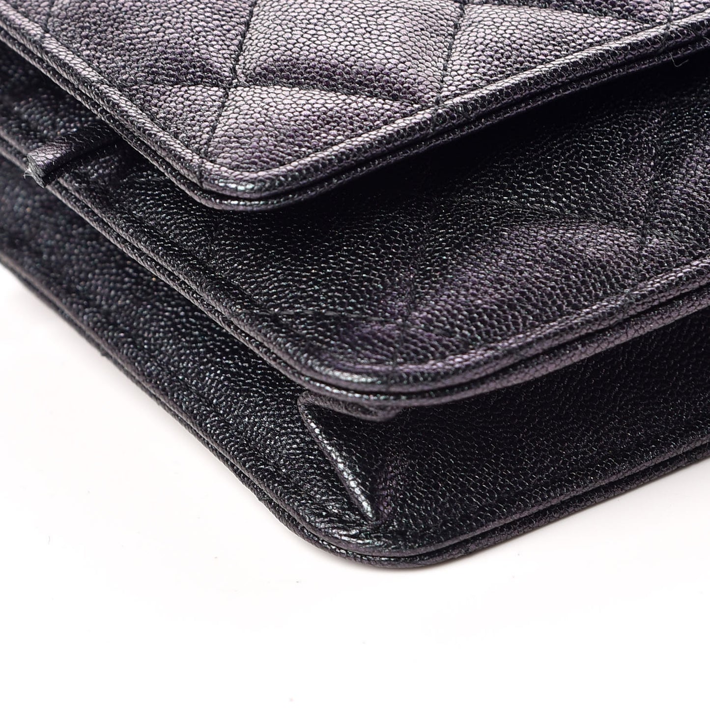 Iridescent Caviar Quilted Wallet On Chain WOC Black