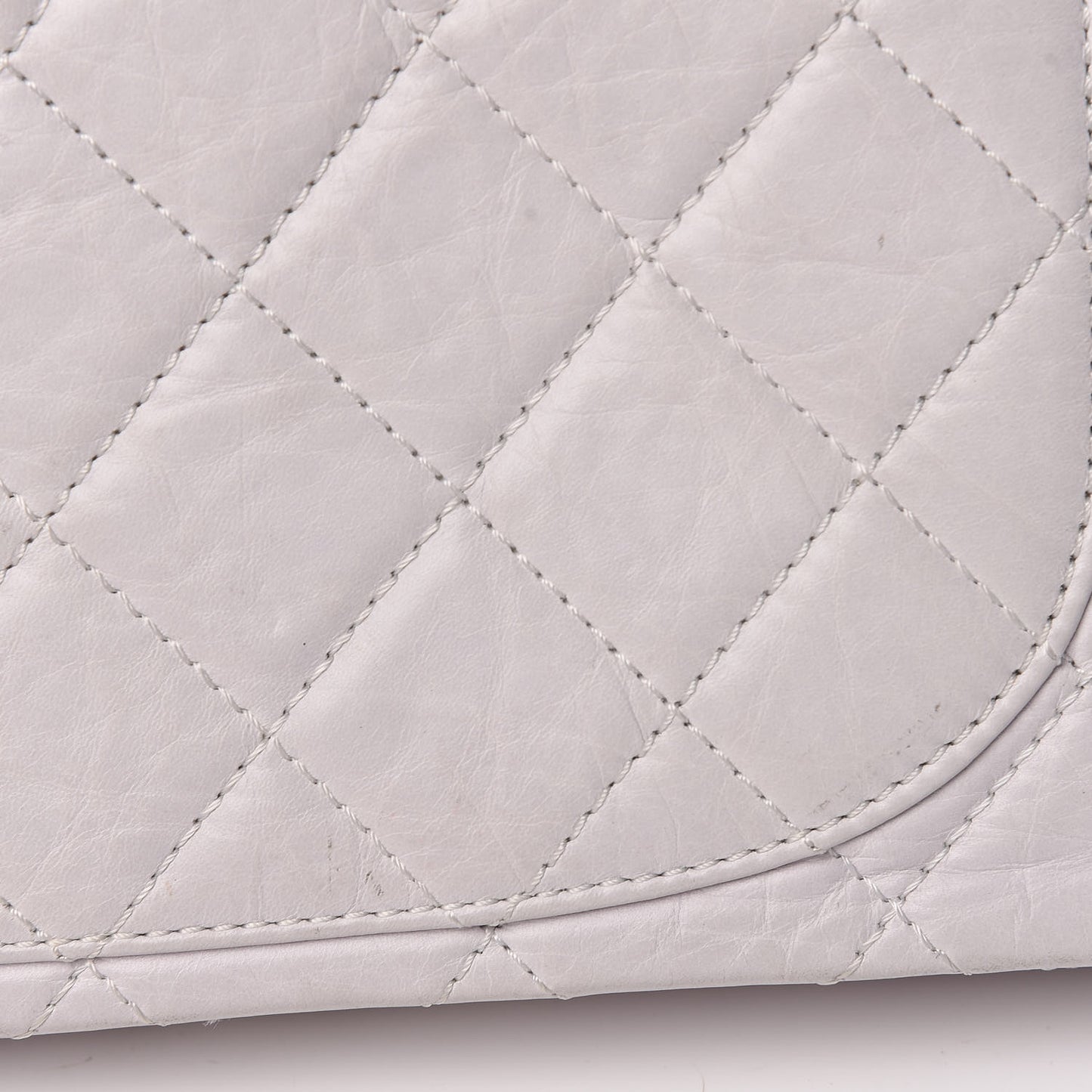 Aged Calfskin Quilted 50th Anniversary 2.55 Reissue 228 Flap White