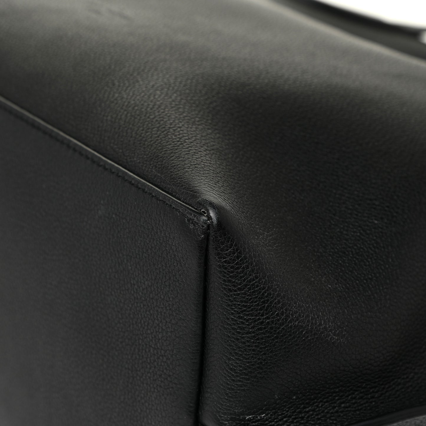 Calfskin Lockme Go Tote Black