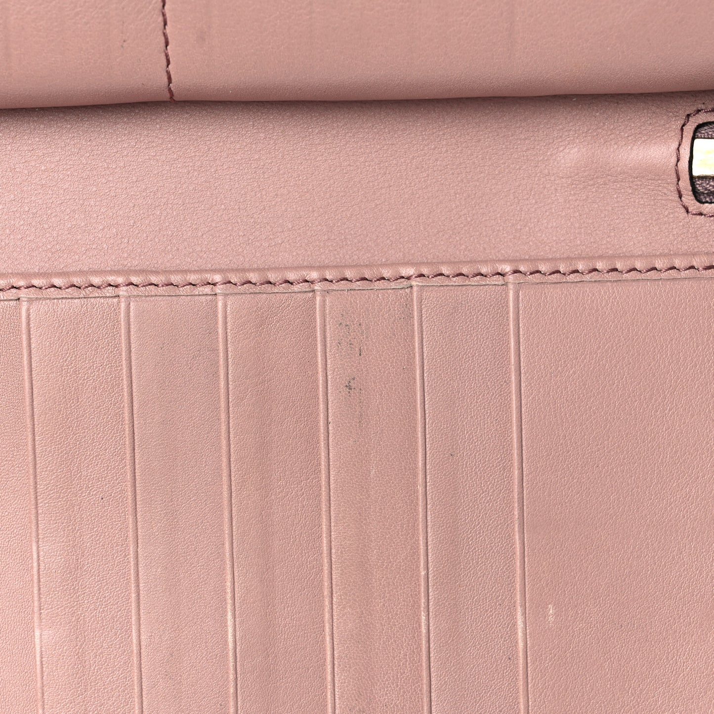 Patent Soho Zip Around Wallet Dark Cipria