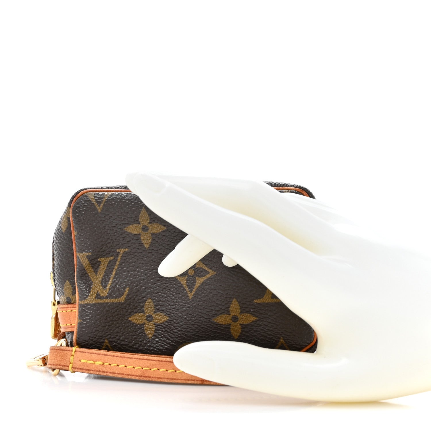 Louis Vuitton Monogram Wapity 2 of 10