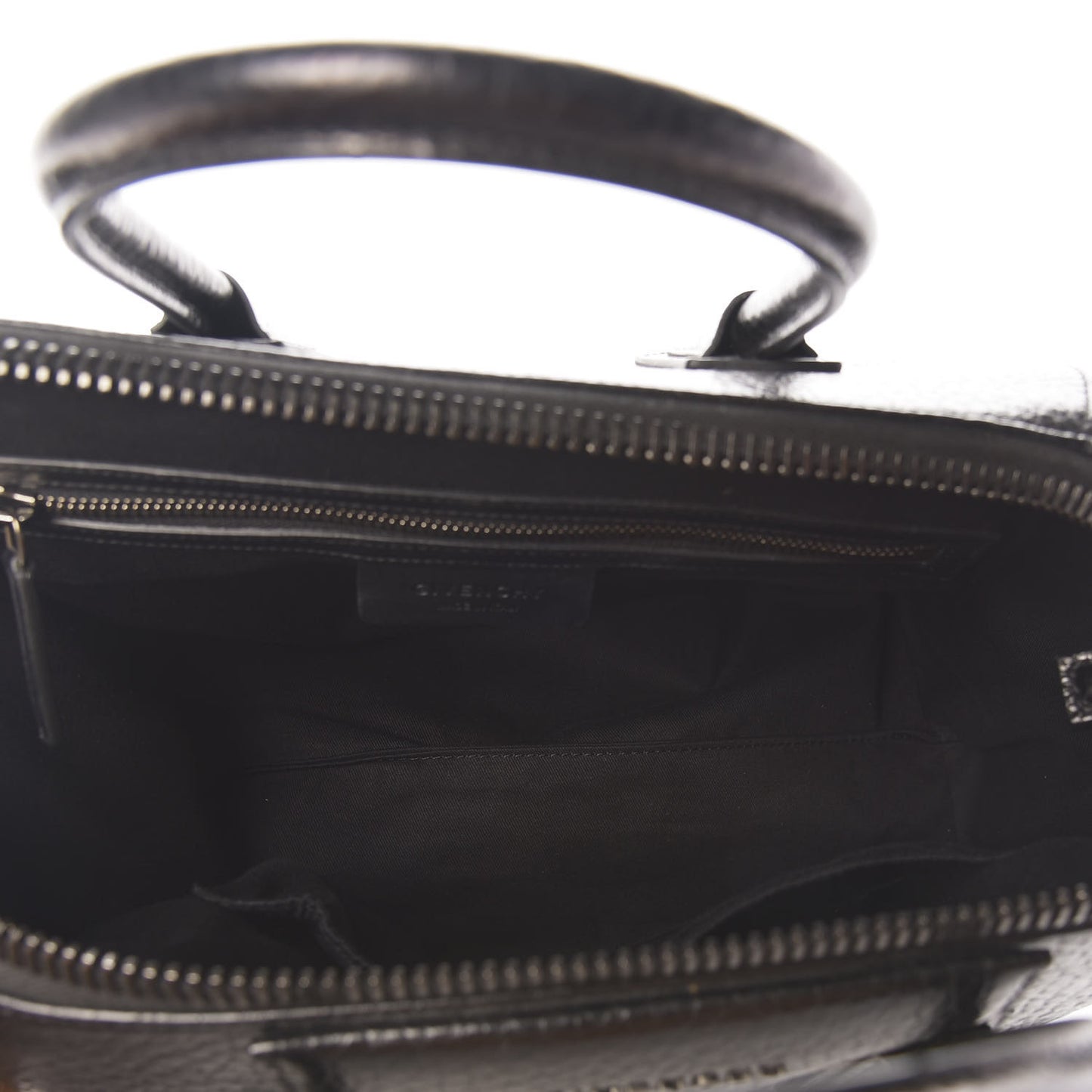 Pebbled Calfskin Medium Antigona Black