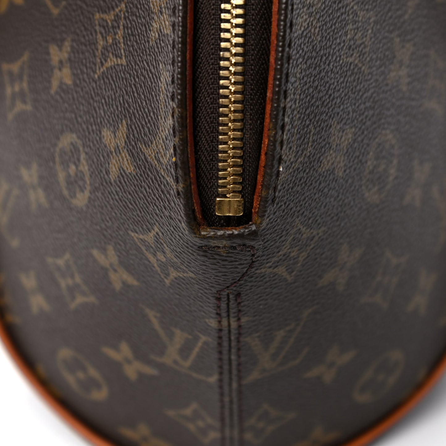 Monogram Ellipse MM