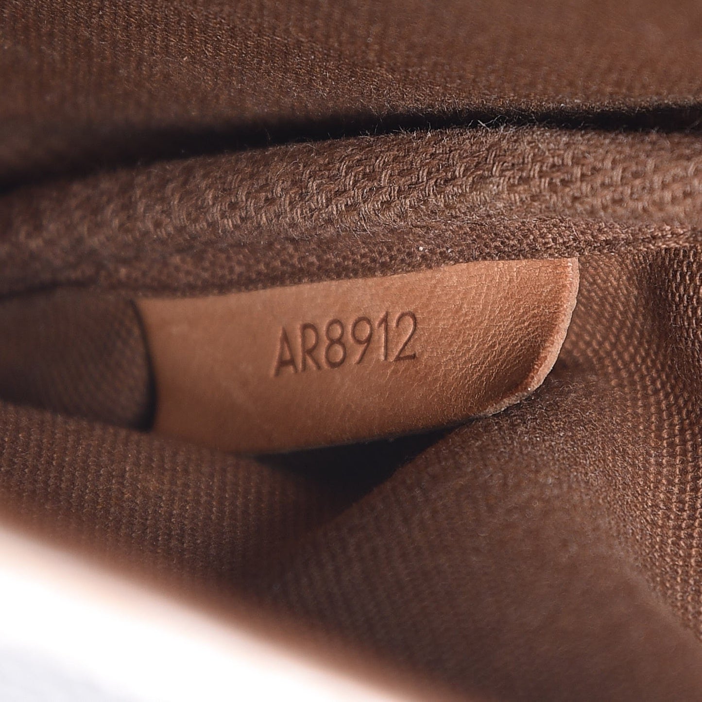 Monogram Saumur 30