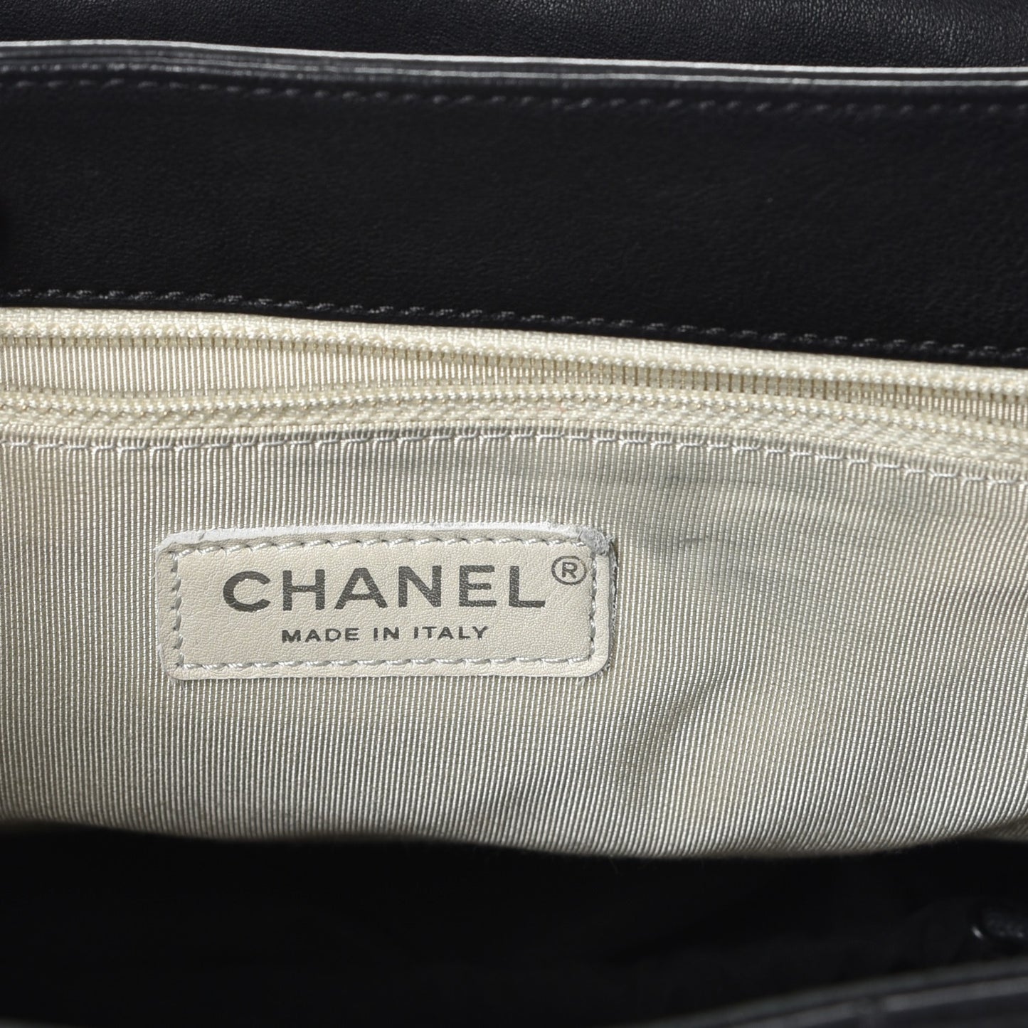 Washed Lambskin Quilted Maxi Chain Around Flap Black