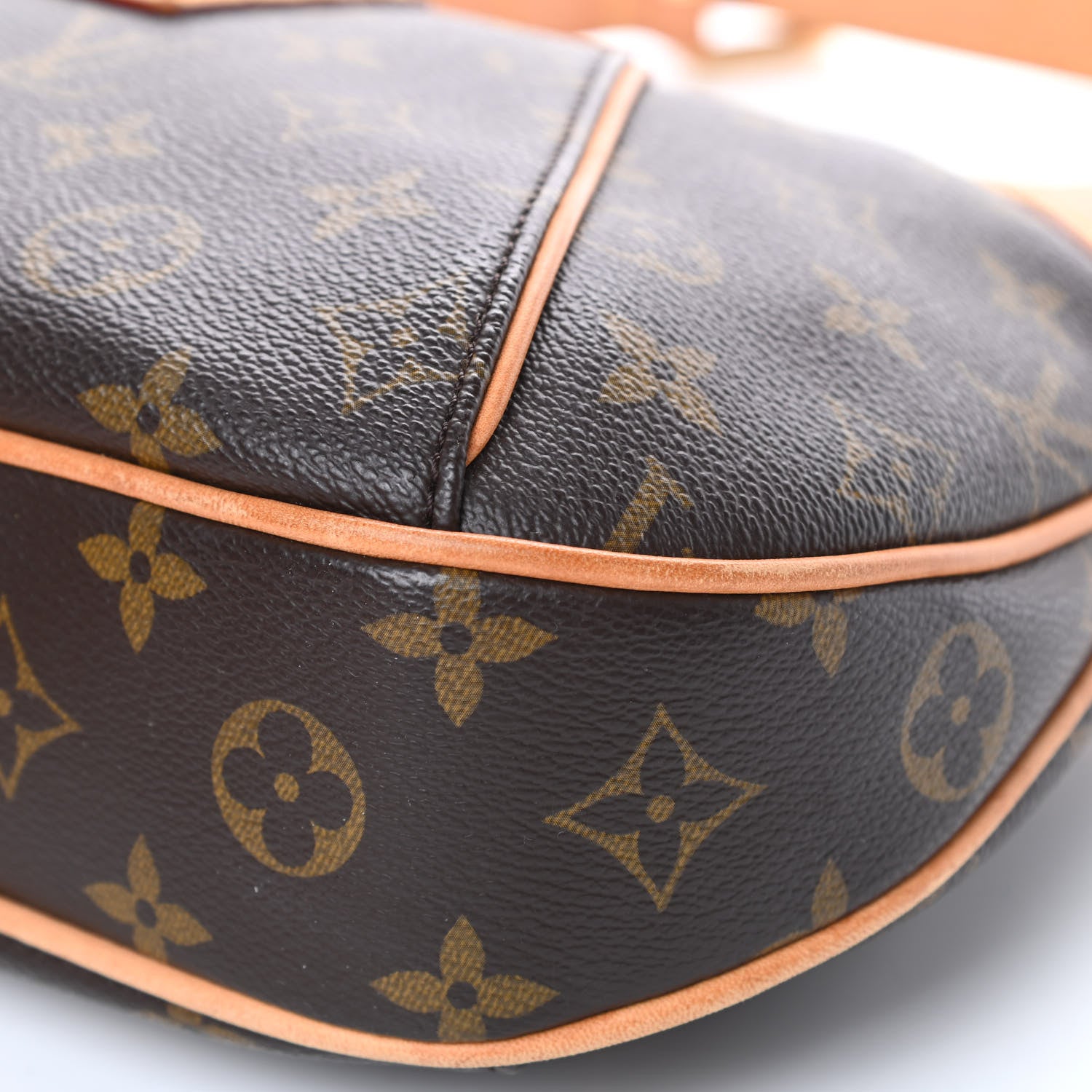 Louis Vuitton Monogram Thames PM 10 of 13
