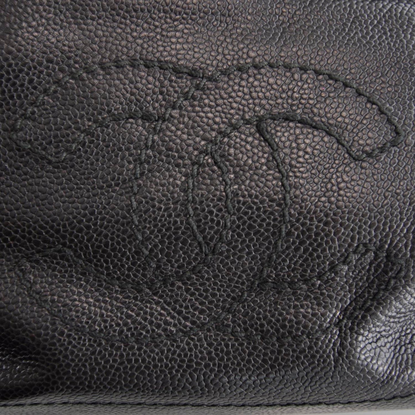 Caviar CC Wood Chain Hobo Black