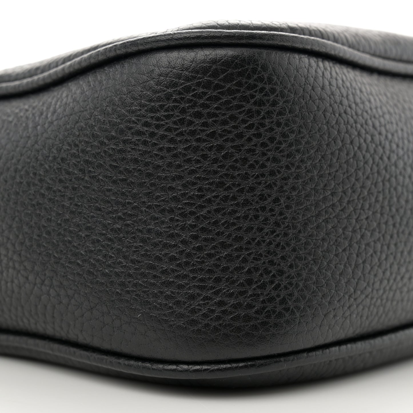 Pebbled Calfskin Small Soho Disco Bag Black