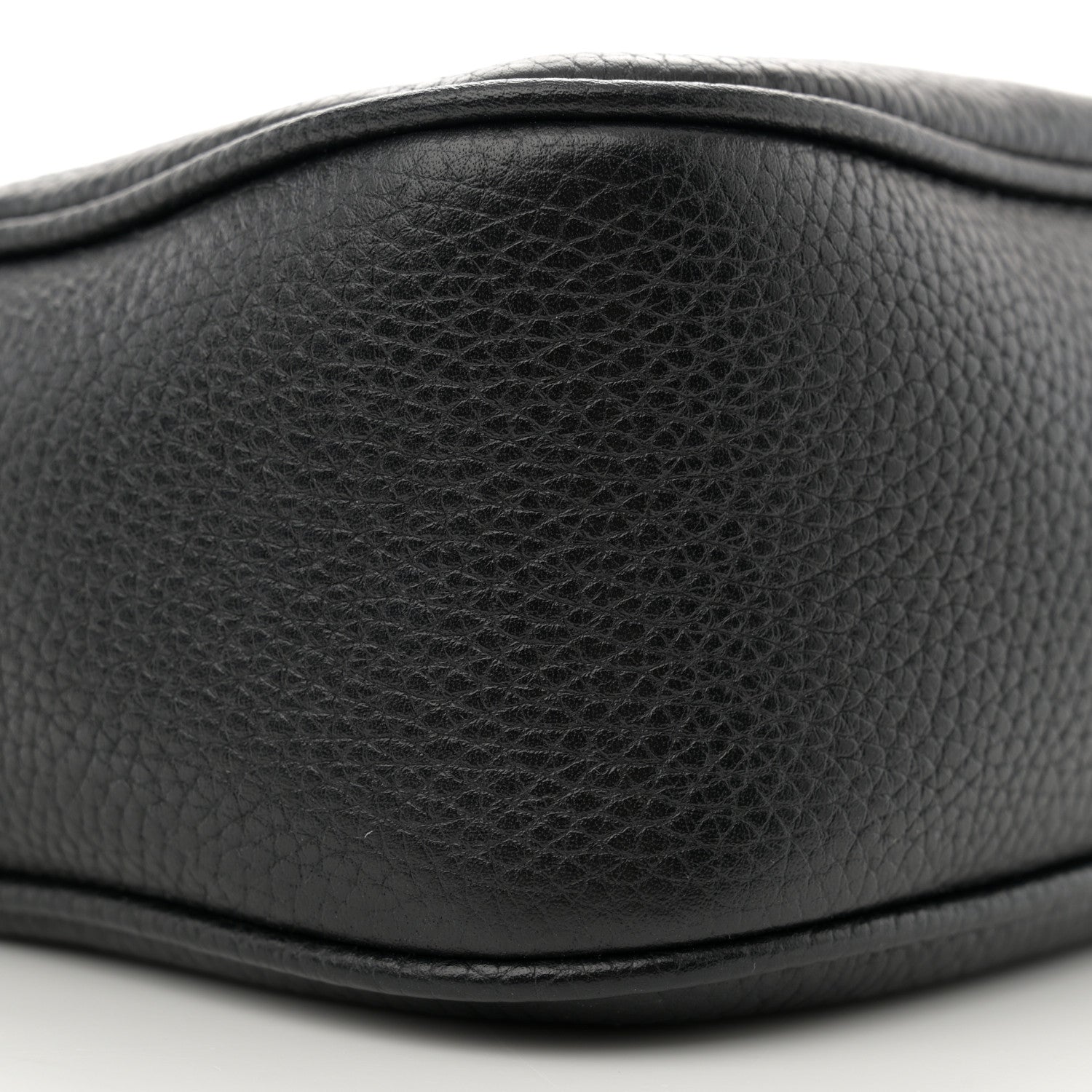 Gucci Pebbled Calfskin Small Soho Disco Bag Black 9 of 13