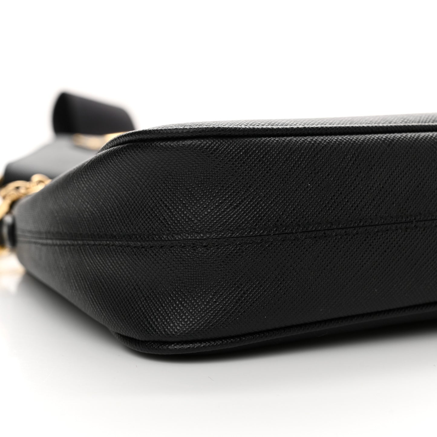 Saffiano Lux Re-Edition 2005 Shoulder Bag Black