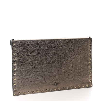 Valentino Garavani Metallic Pebbled Calfskin Large Rockstud Envelope Clutch Sasso 3 of 10
