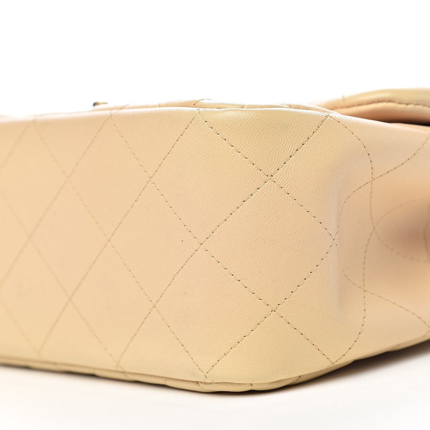 Lambskin Quilted Jumbo Double Flap Beige Clair