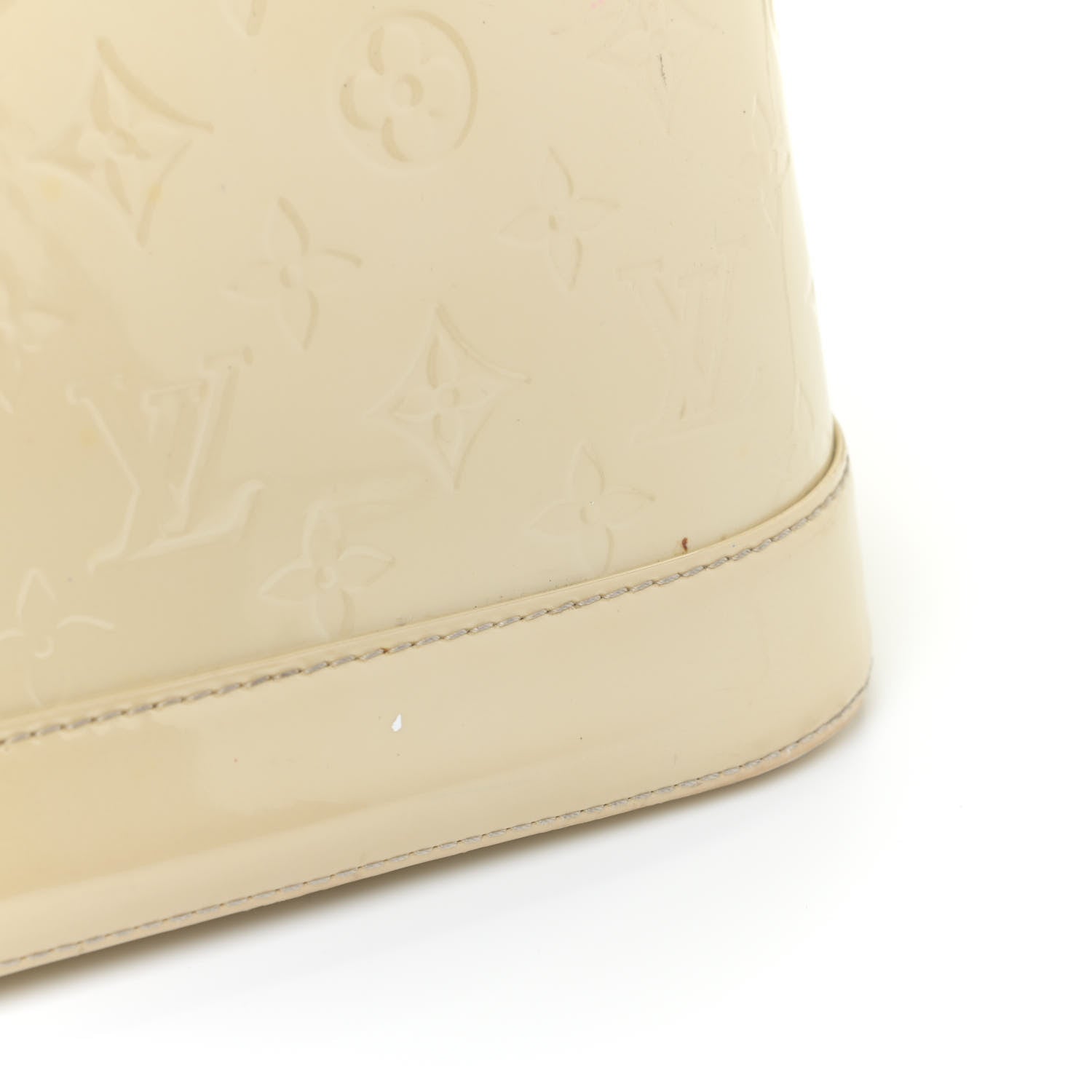Louis Vuitton Vernis Alma GM Blanc Corail 17 of 21