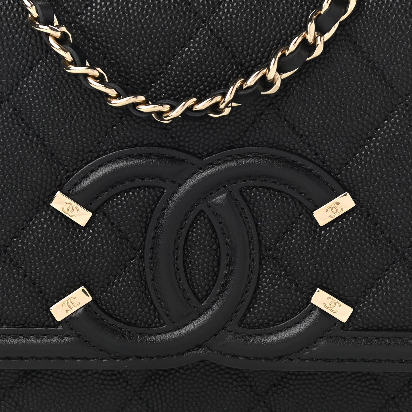 Caviar Quilted CC Filigree Wallet On Chain WOC Black