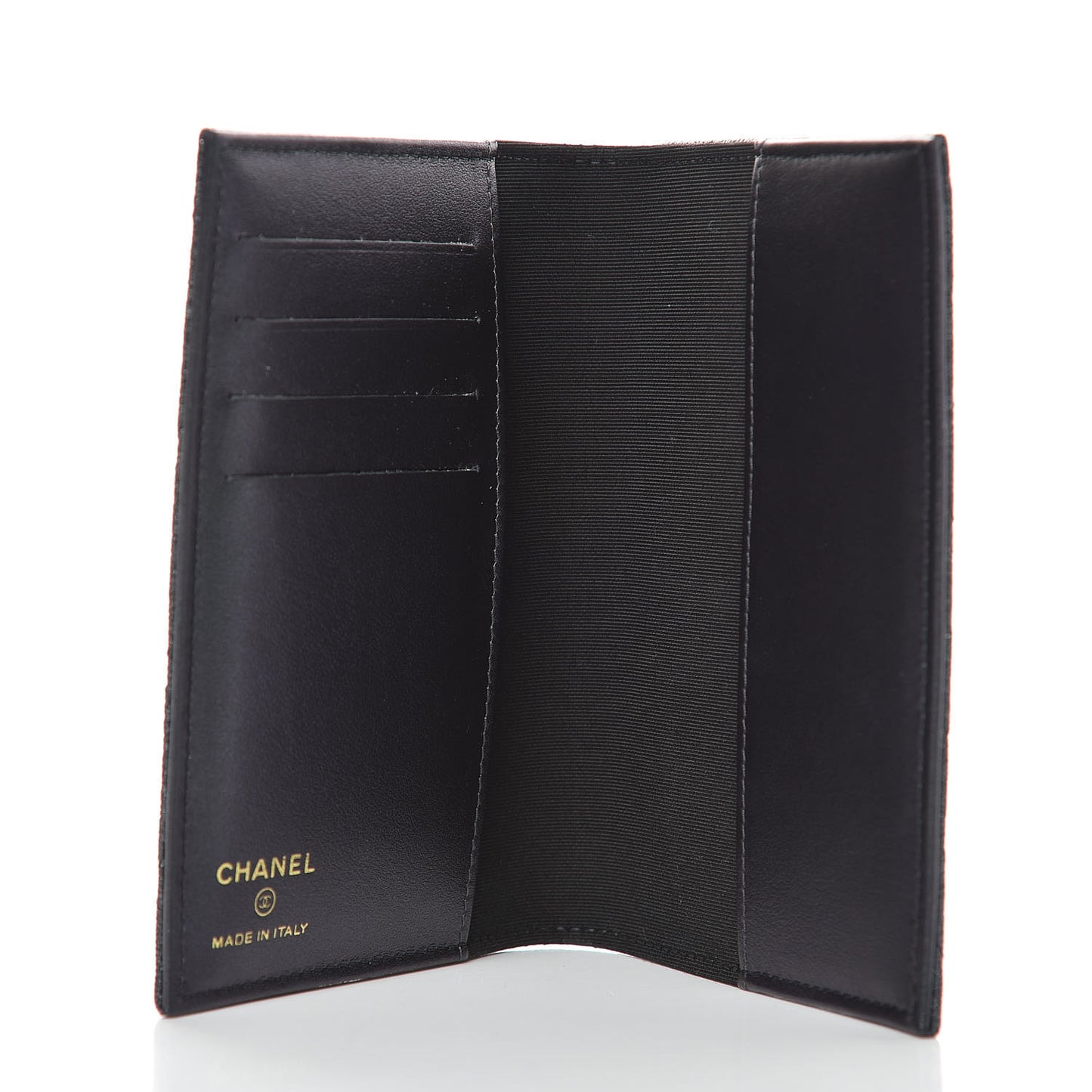 Iridescent Caviar Quilted Passport Holder Black