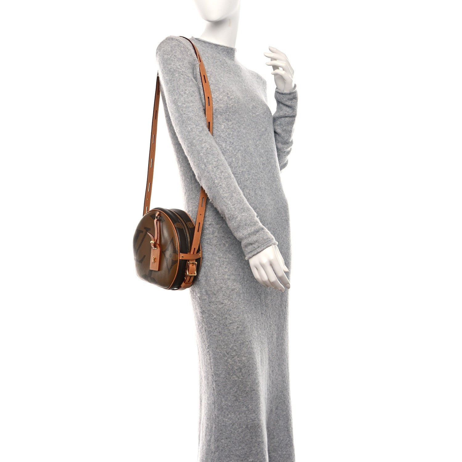 Louis Vuitton Reverse Monogram Giant Boite Chapeau Souple 2 of 13