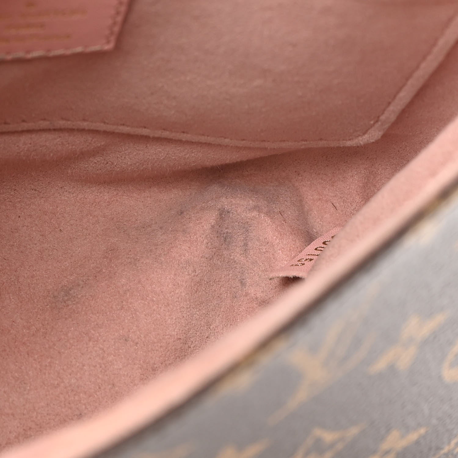 Louis Vuitton Monogram Locky BB Rose Poudre 11 of 14