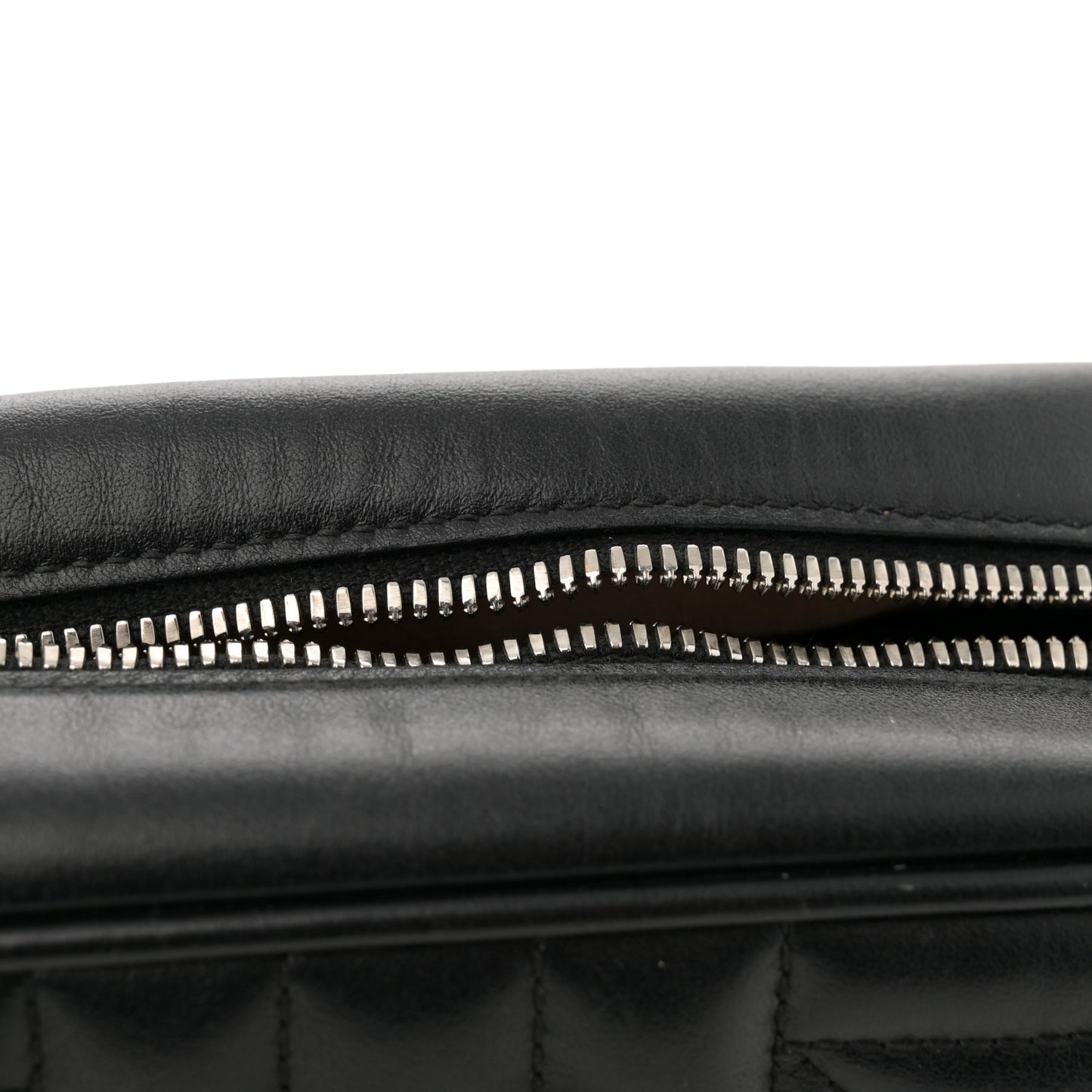 Calfskin Matelasse Aria Small GG Marmont Chain Shoulder Bag Black