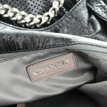 Chanel Glazed Calfskin Perforated Medium Rodeo Drive Tote Black 6 of 7