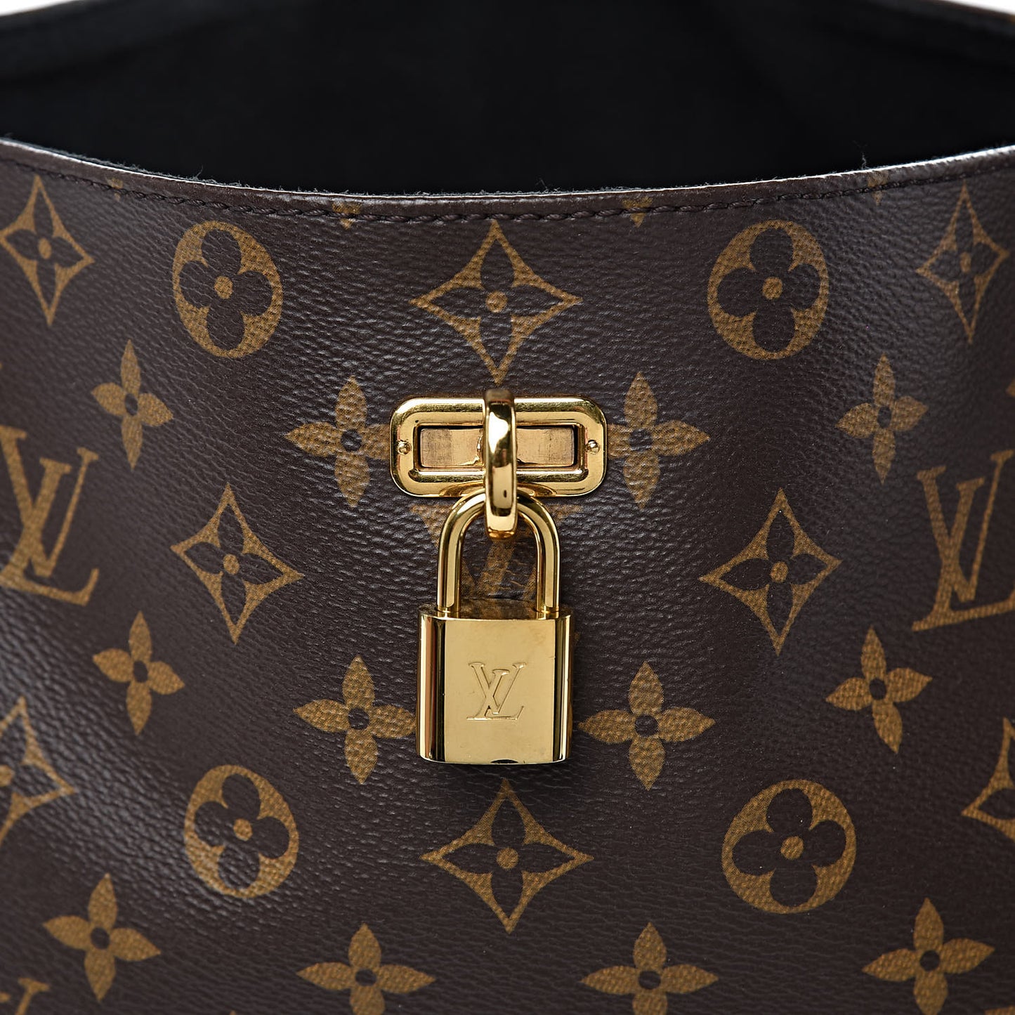 Monogram Gaia Black