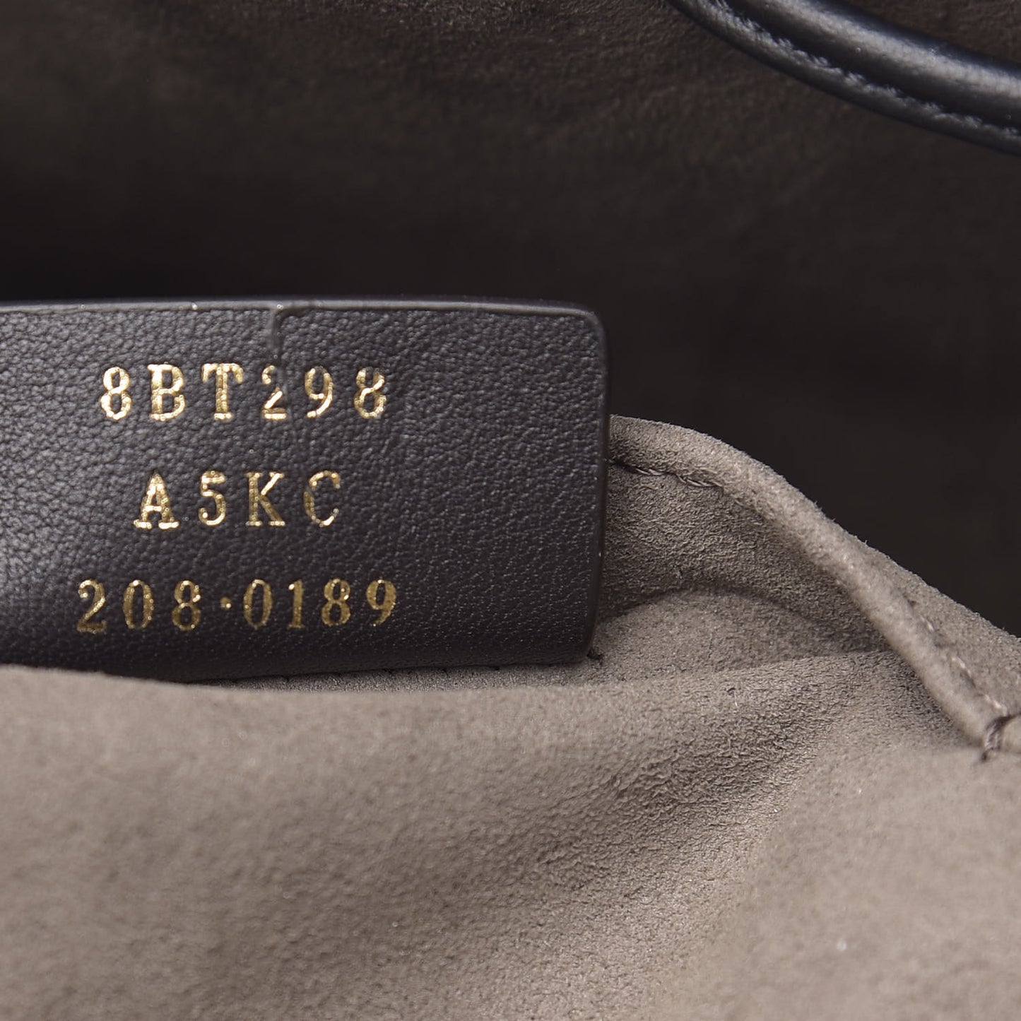 Glazed Fabric Vitello Grace F is Fendi FF 1974 Stamp Patch Grande Mon Tresor Bucket Bag Mogano Panna Black