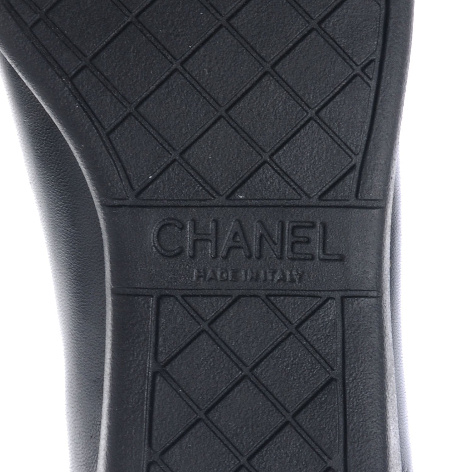 Chanel Leather Patent Cap Toe CC Sneakers Black 36.5 8 of 8
