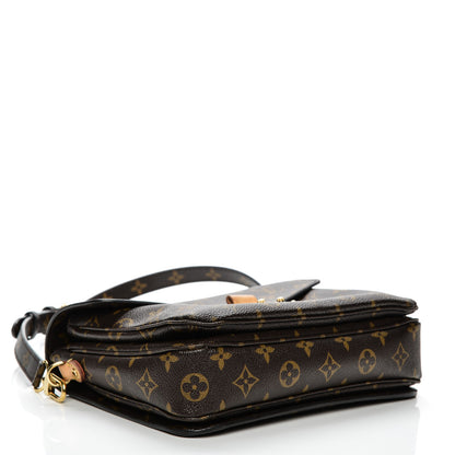 Louis Vuitton Monogram Pochette Metis 4 of 10