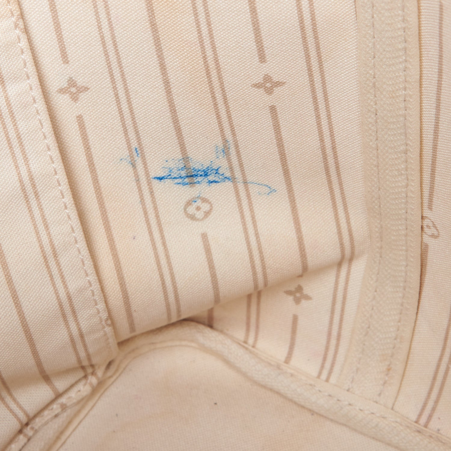 Louis Vuitton Damier Azur Neverfull MM 9 of 12