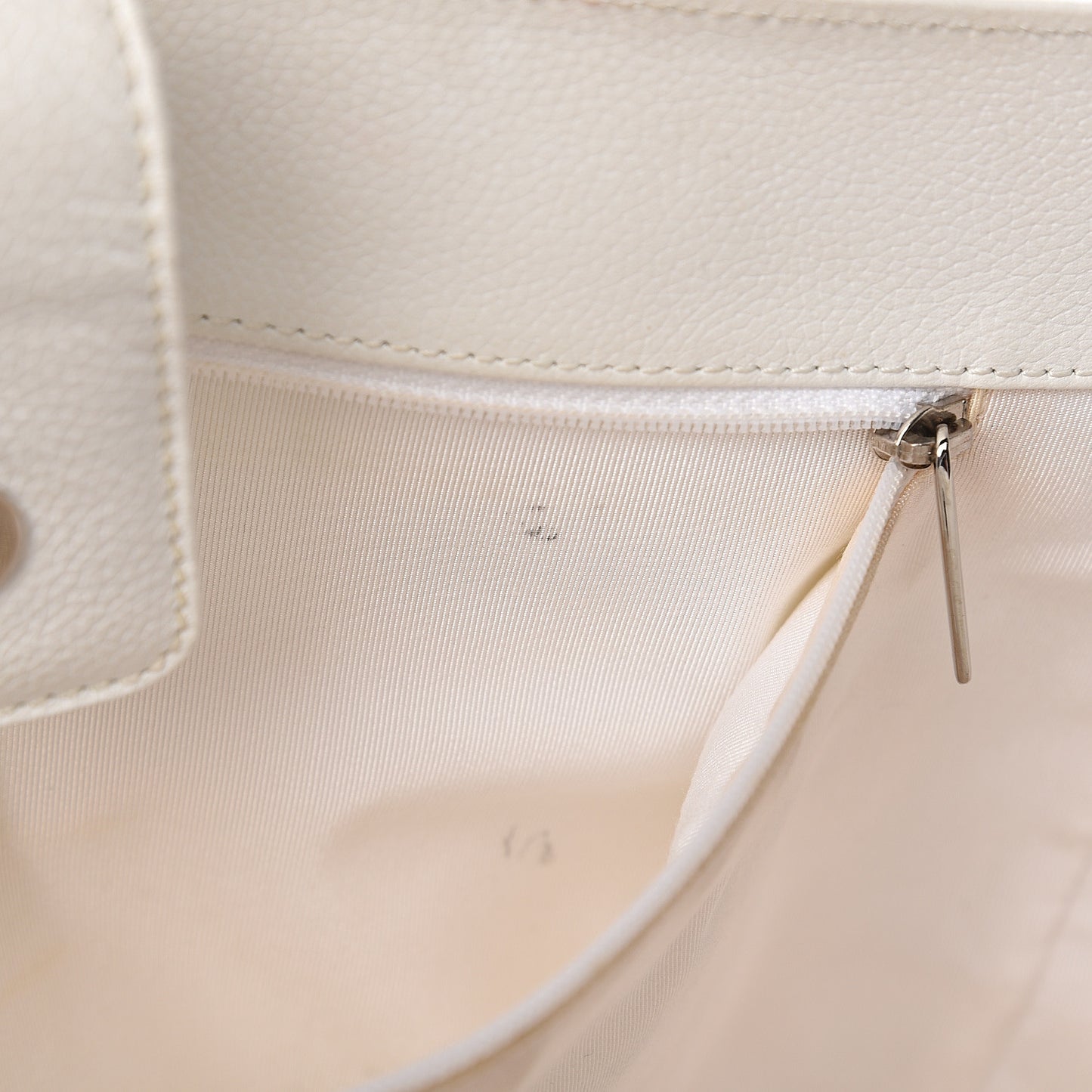 Caviar Cerf Executive Shopper Tote White