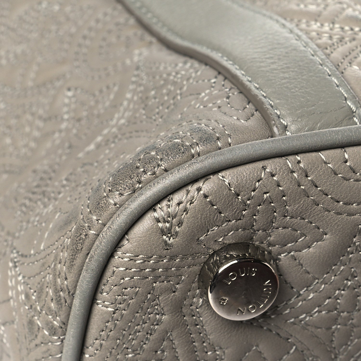 Louis Vuitton Monogram Lambskin Antheia IXIA PM Gris Clair 9 of 10