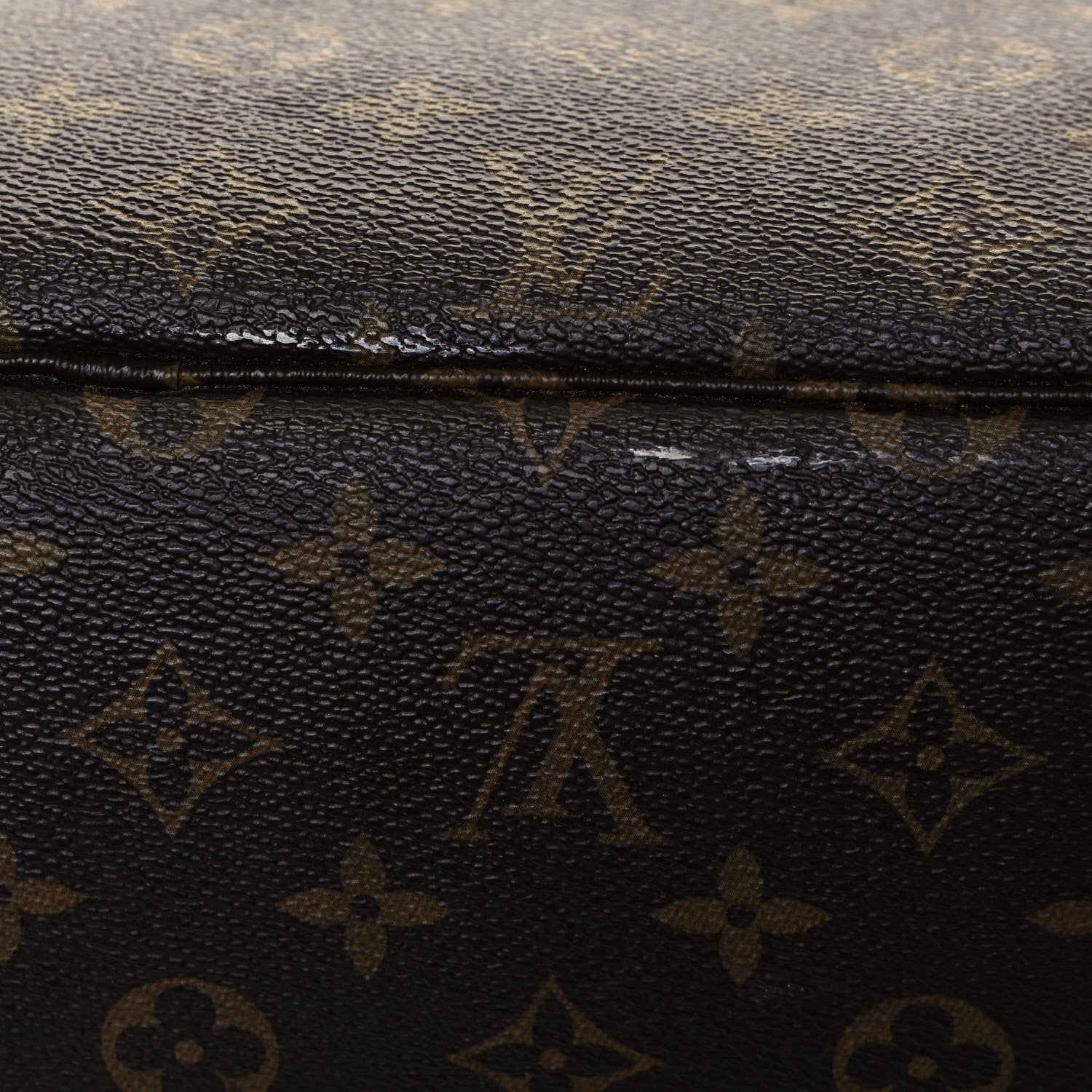 Louis Vuitton Monogram Neverfull MM 17 of 21