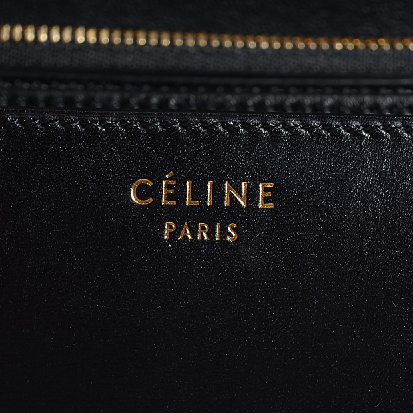 Box Calfskin Medium Classic Box Flap Bag Black