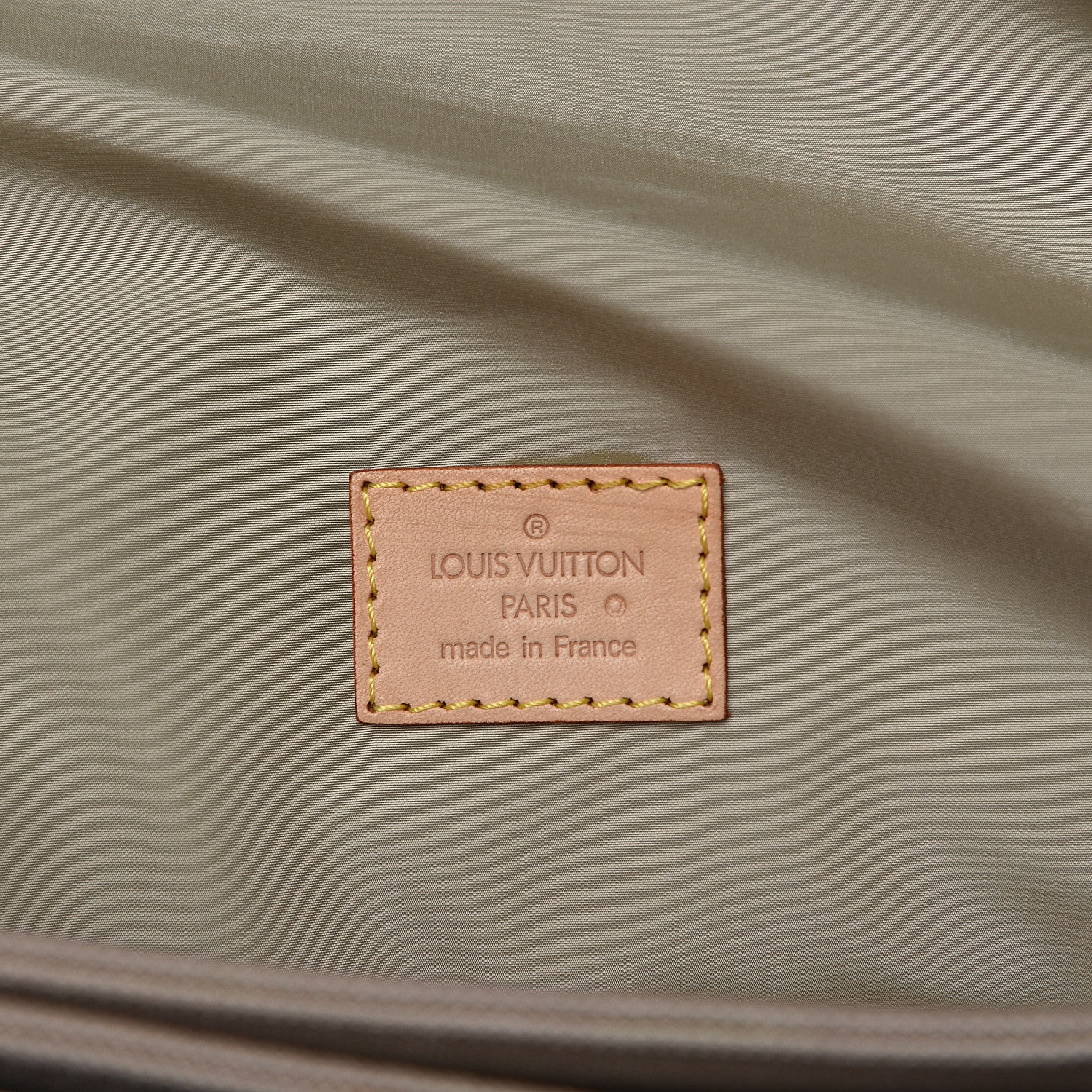 Louis Vuitton Damier Geant Messenger Bag Terre 6 of 15