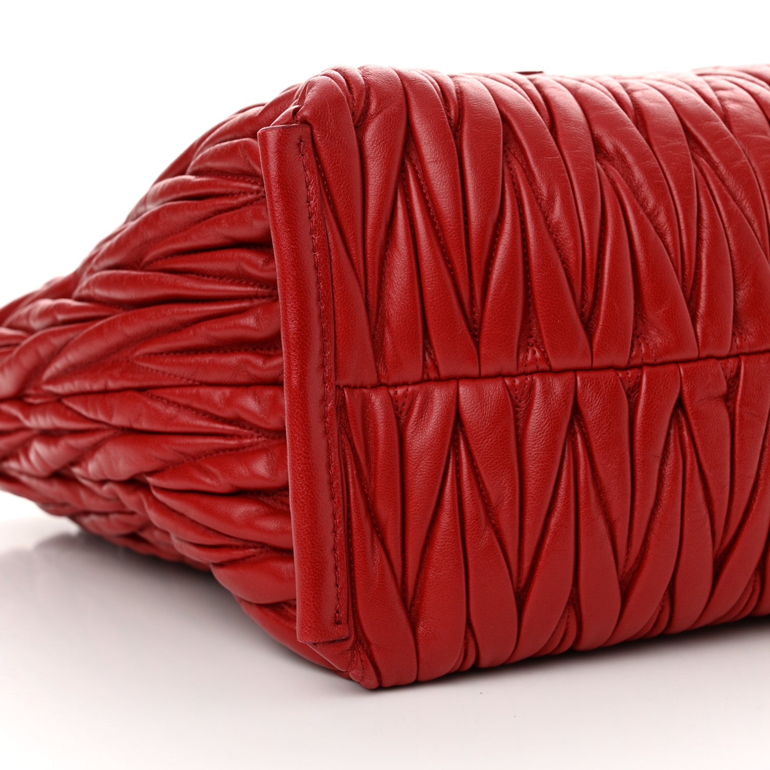 Miu Miu Nappa Matelasse Tote Fuoco 9 of 12