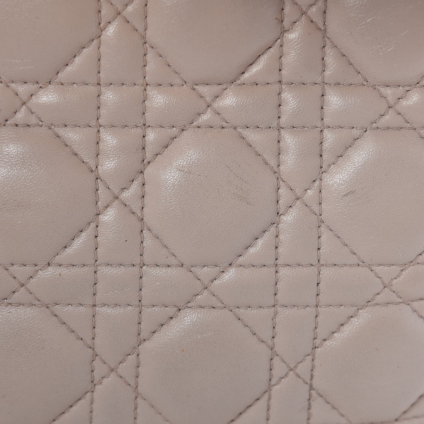 Lambskin Cannage Medium Lady Dior Light Pink