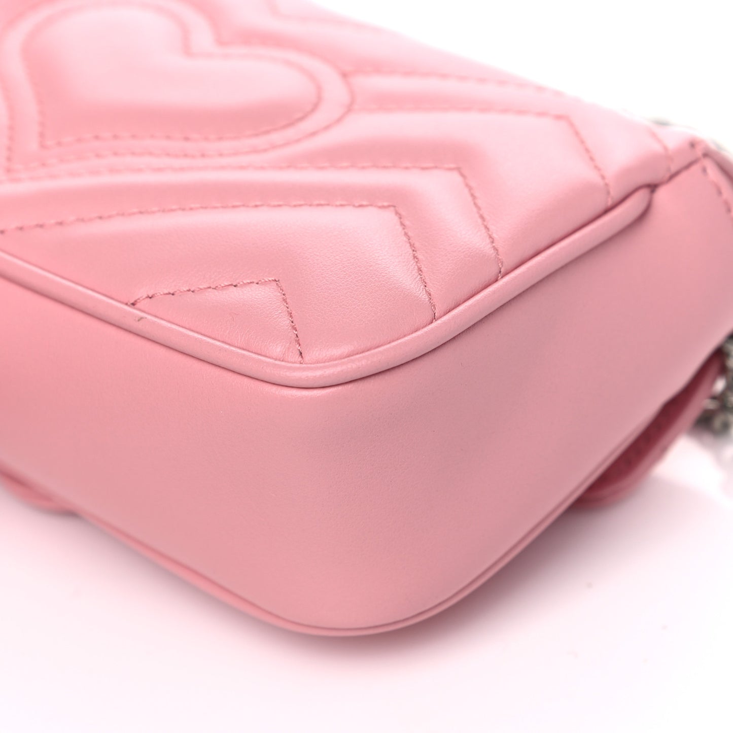 Calfskin Matelasse Super Mini GG Marmont Shoulder Bag Wild Rose