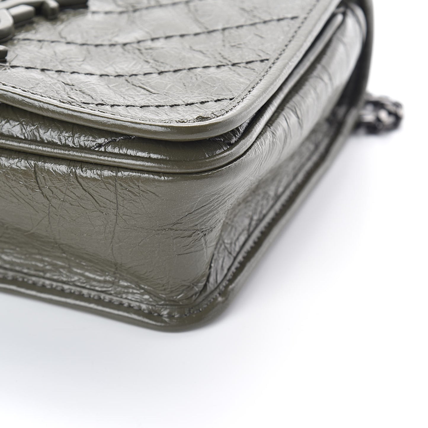 Crinkled Calfskin Matelasse Monogram Niki Chain Wallet Khaki Militaire