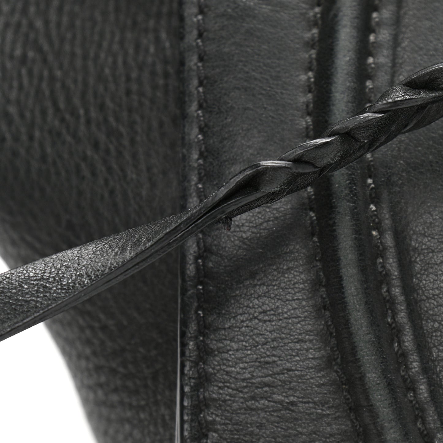 Supple Calfskin Medium Phantom Luggage Black