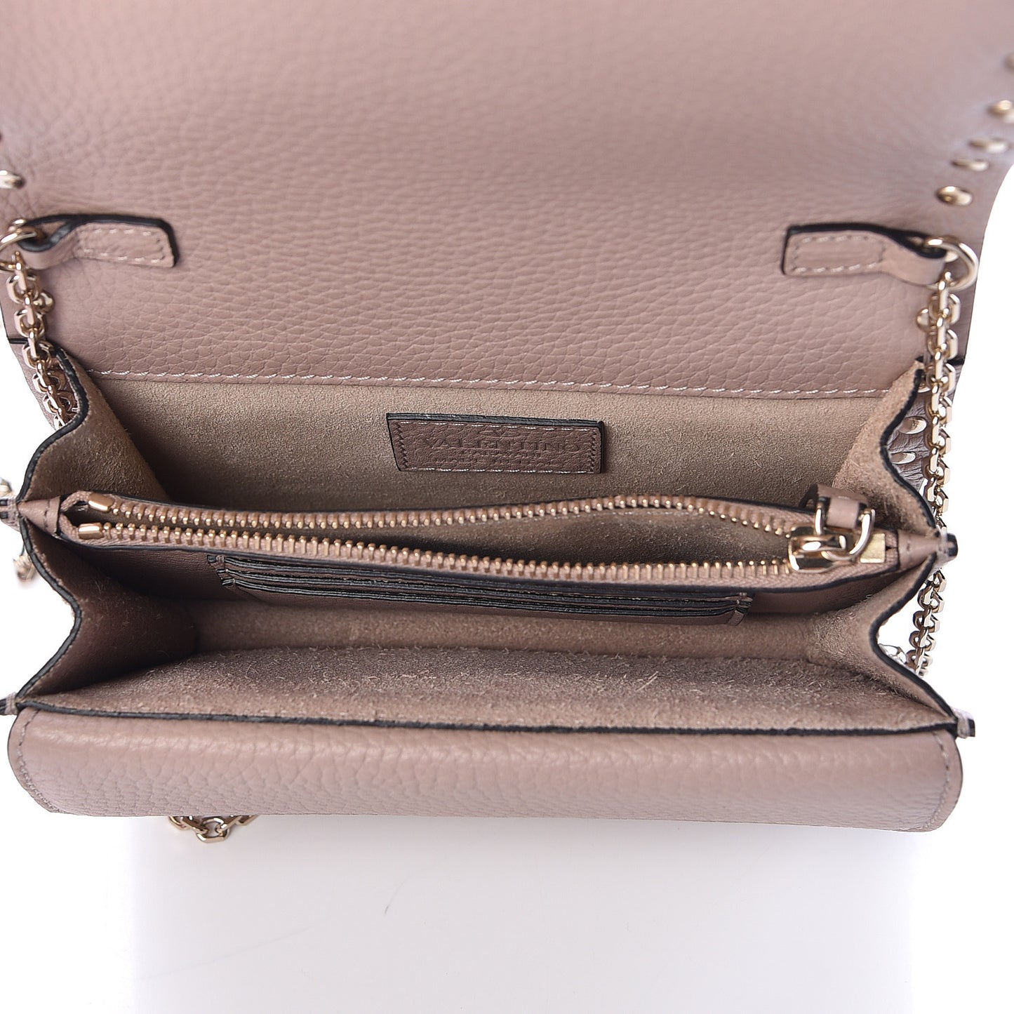 Pebbled Calfskin Rockstud Wallet on Chain Poudre