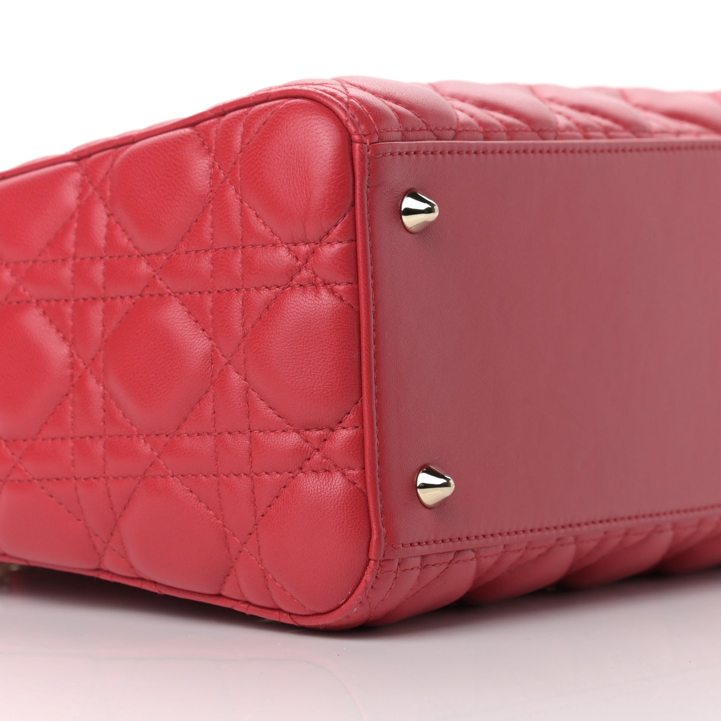Lambskin Cannage Medium Lady Dior Red