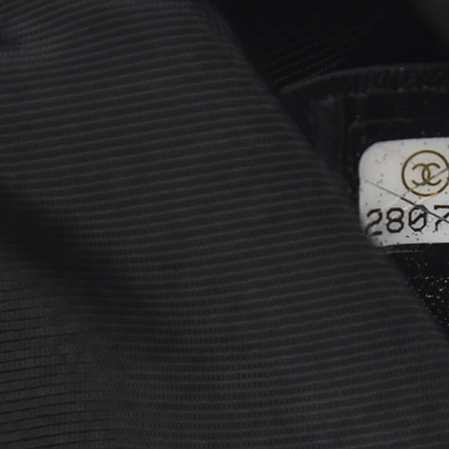 Caviar Quilted Medium Boy Flap Black